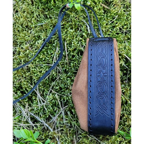 mieszek z koła brąrowo-brązowy.jpg