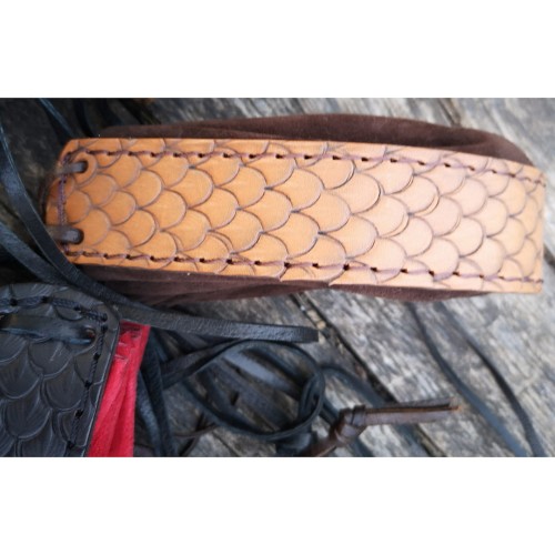 mieszek smoczy jasnobrązowo-brązowy.jpg