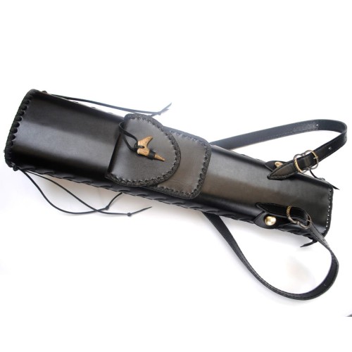 kołczan eliptyczny z sakiewką.JPG