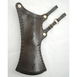 Kołczan do pasa typu wschodniego z gniazdami zdobiony