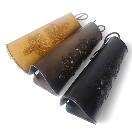 ochrona przedramienia na rzemień karwasz skórzany .JPG